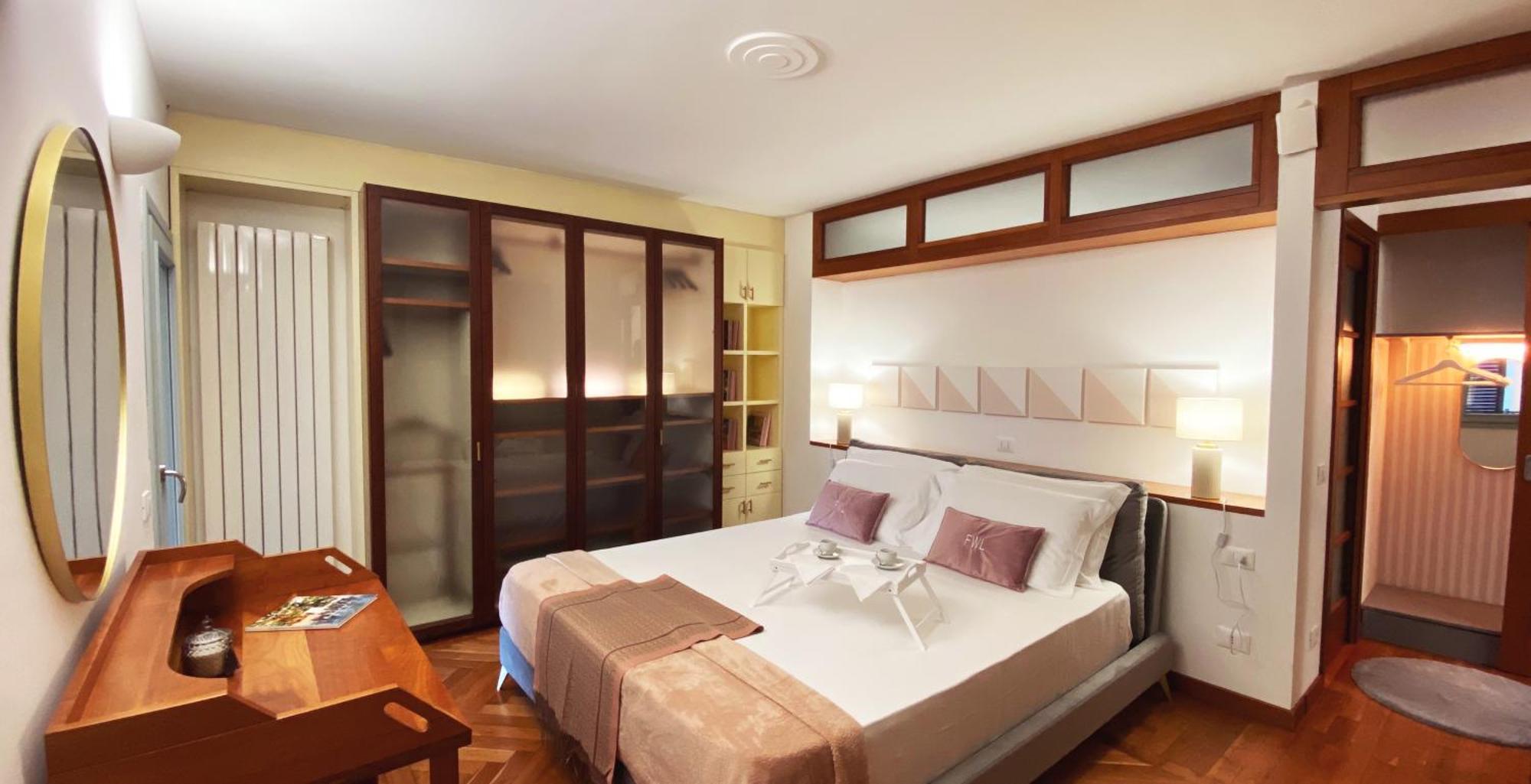 Fwl The Lake Suite Arona Esterno foto